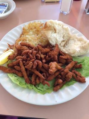 Fried clams with hash browns.