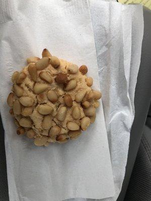 Pignoli cookie