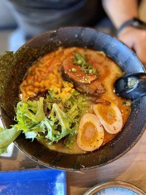 tonkotsu ramen (spicy)