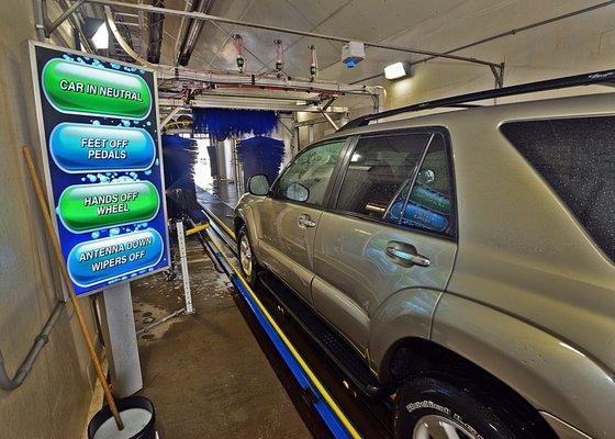 State of the art attended car wash.  Best car wash in Eagle County