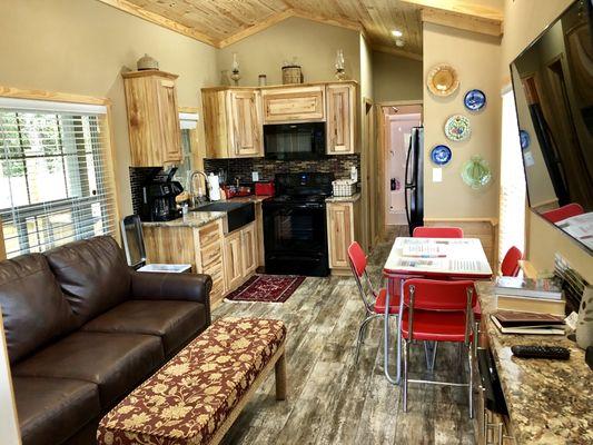 Living area of Ester Jane Luxury Cabin