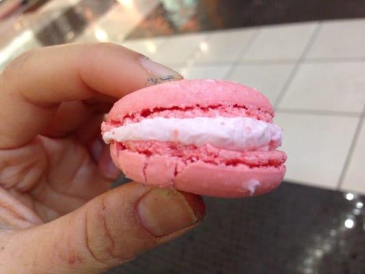 Yummy 2/8/14 gotta ask for macaron til 5pm