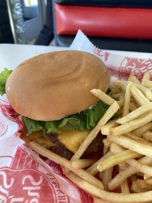 Single Steakburger with Cheese