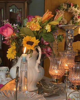 Beautiful main table setting for a tea party