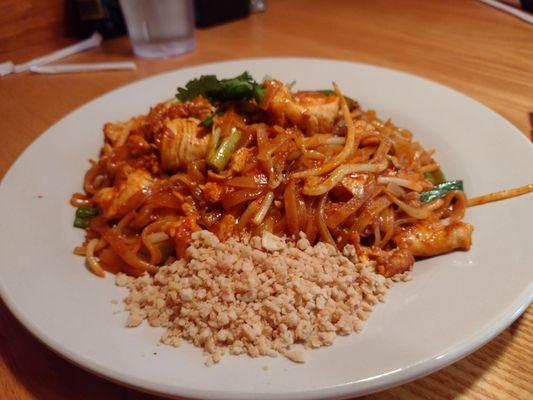 Chicken pad thai