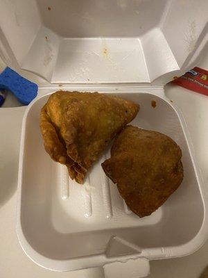 2 Piece Vegetable Samosa