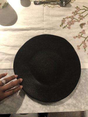 Ordered two sets of these black stonewear plates... they are stunning!