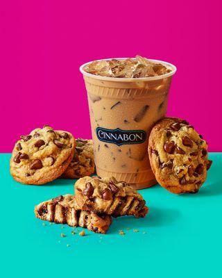 Iced cold brew paired with cookie BonBites