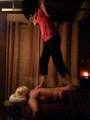 Ashiatsu bar massage