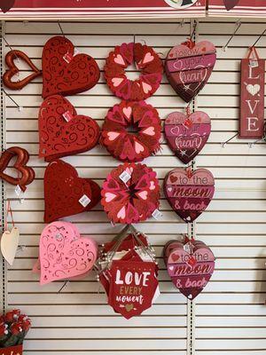 Valentine's Day door and wall decor