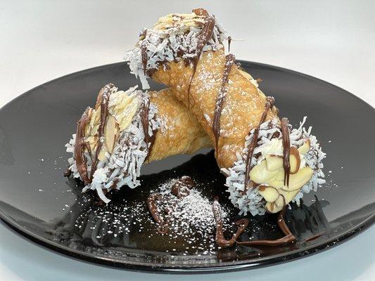 Coconut Dream Cannoli!