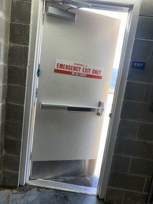 Emergency exit or stair entry???? Either way it's open for ANYONE TO GET IN.