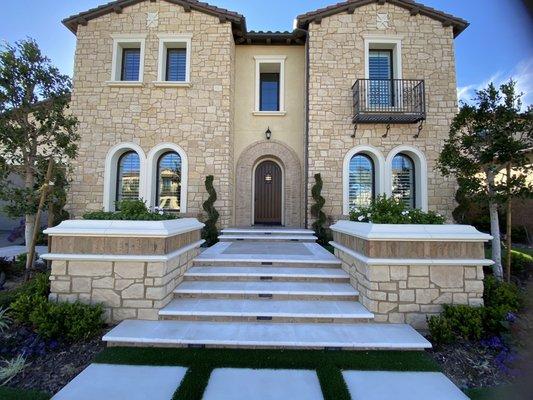 LOVE these planters!  Scott matched the materials perfectly to the house.