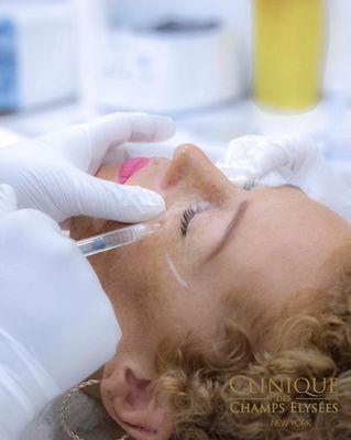 TEAR THROUGH FILLER by Clinique des Champs Elysées New York