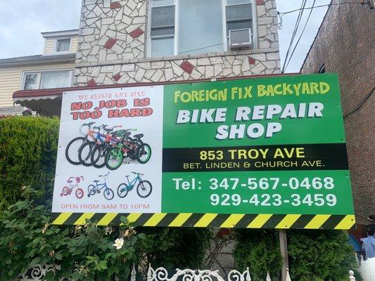 Foreign Fix Backyard Bike Repair Shop