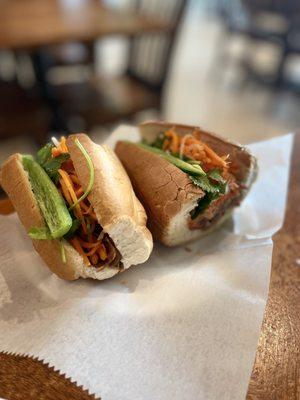 Bbq pork banh mi