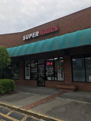 Entrance to Super Nails