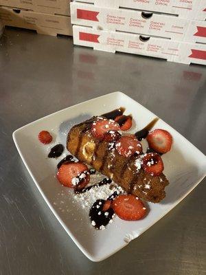 Deepfried cheesecake