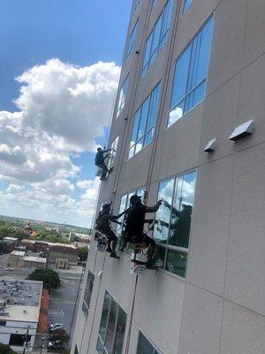 Exterior Window Washing