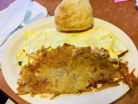 Western Omelette with Crispy Hashbrowns and a Homemade Biscuit