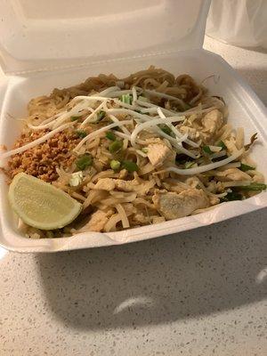 Pad Thai with Chicken