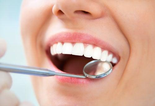 Cosmetic Services

We offer whitening, porcelain veneers, porcelain crowns and composite (tooth colored) fillings...