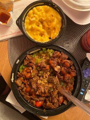 Steak and Mac and Cheese