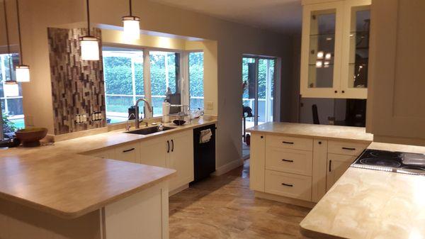 Custom Kitchen Cabinets