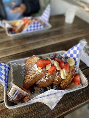 French Toast with Fruit - this was amazingly delicious!!