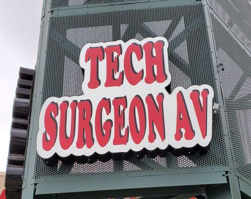 Tech Surgeon AV is the Antelope Valley's 1 stop Electronics Repair Shop!