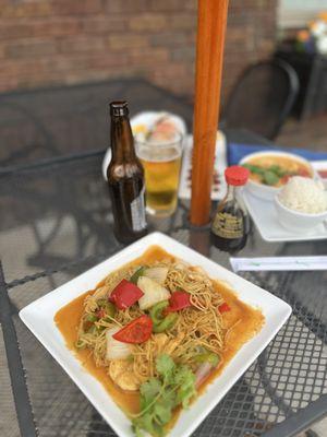 Drunken noodles with Ramen.