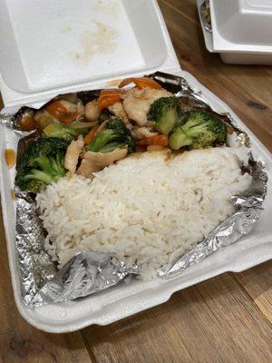 Chicken and Broccoli with steamed rice