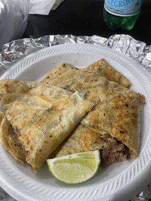 Grande quesadilla