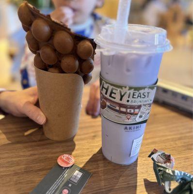 Chocolate waffle and Regular Taro bubble tea (70% sugar, just the right level of sweetness for me).