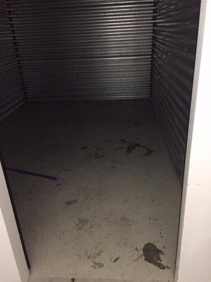 The dirty storage unit, which when I complained they said "you can clean it yourself"