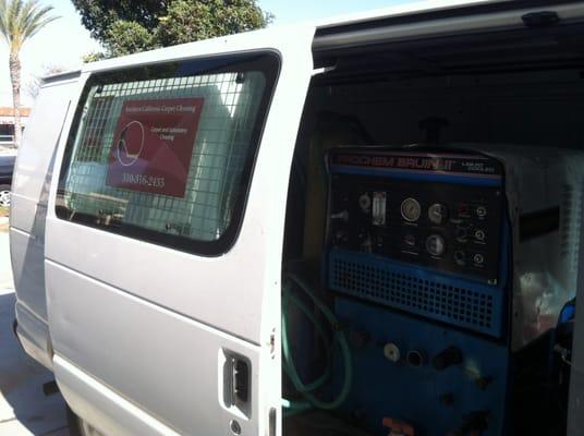 TRUCK MOUNTED CARPET CLEANER