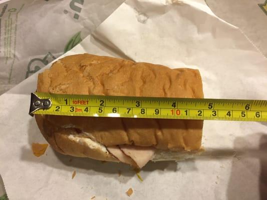 This is supposed to be a 6" sub and I paid for a 6" one!!You can see by the photo, no quality service here.