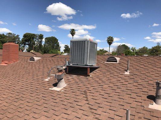 CAS recent work: New efficient Coleman Condenser and furnace installation 4/17/18 at a Condo on Panorama near Bakersfield College.