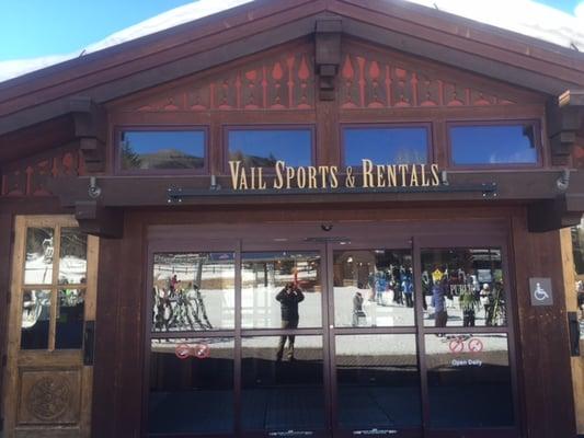 Vail Sports - Vail Mountain Plaza