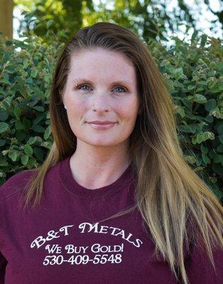 Meet Shayna, one of our gold & diamond specialists. She started at B&T Metals in 2018. Shayna specializes in research.