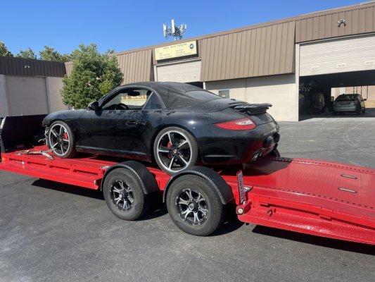 Porsche towing