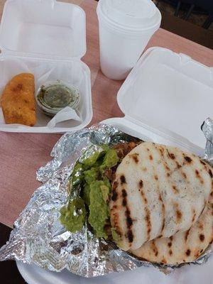 Montañera arepa, beef empanada, and Ají salsa