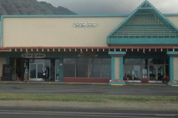 One side of the marketplace. Facing the ocean.