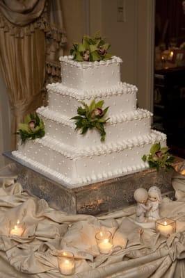 wedding cake flowers, featuring green cymbidium orchids