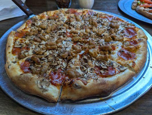 The Cowboy Pizza without the black olives