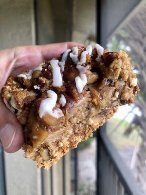 Apple walnut cake