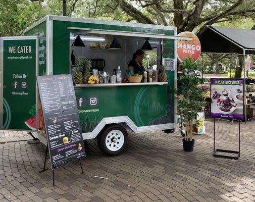 Smoothies & açaí bowls