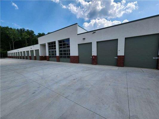 Exterior Units - null at 29570 Clemens Rd, Westlake, OH 44145