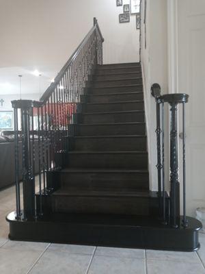 Installar piso a escaleras
Stain y clear