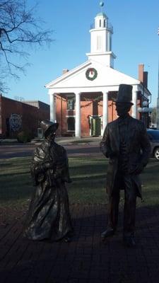 "Out of Court" - Statue of Abraham Lincoln and Melissa Goins by John McClarey in Village Square across from the Courthouse